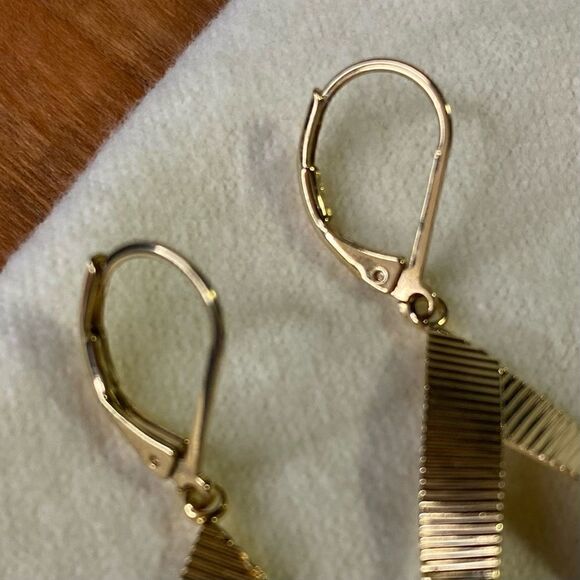 Gold Tone Ribbed Dangle Earrings - Picture 4 of 6